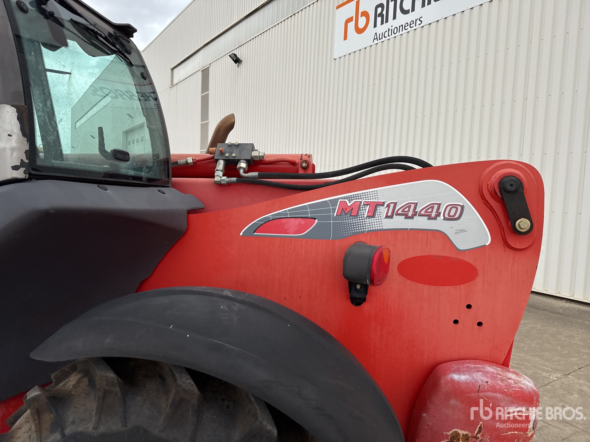 2013 Manitou MT1440