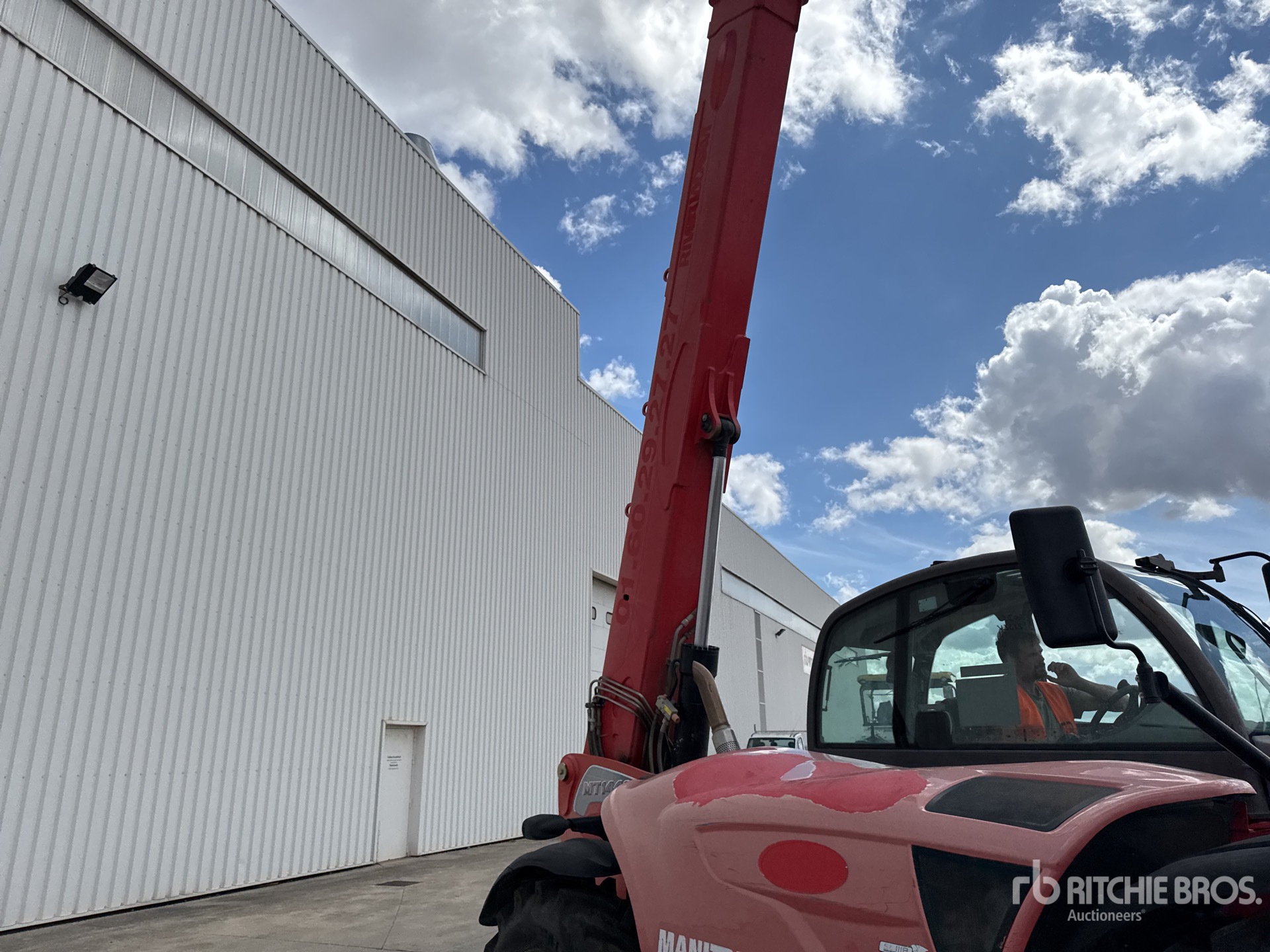 2013 Manitou MT1440