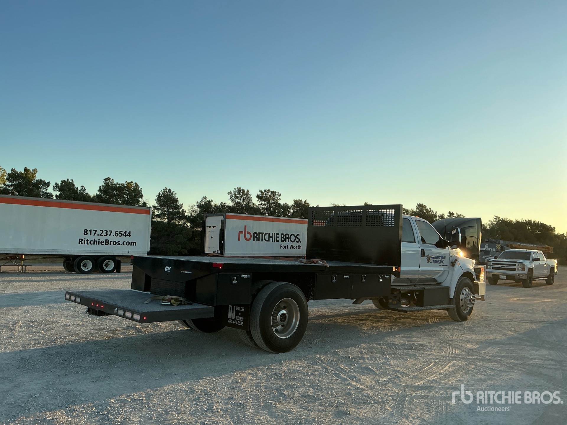 2025 Ford F-750