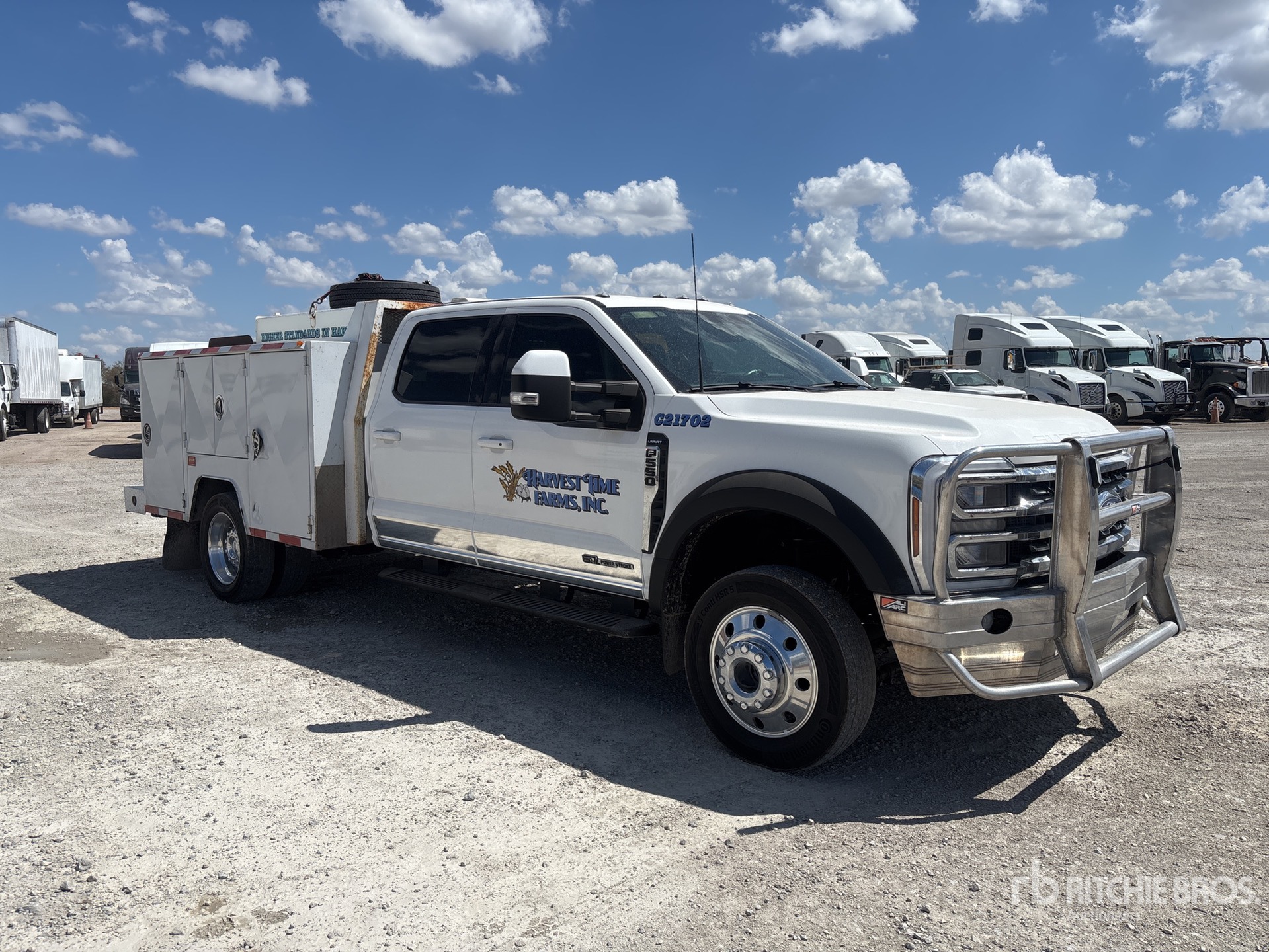 2025 Ford F-550
