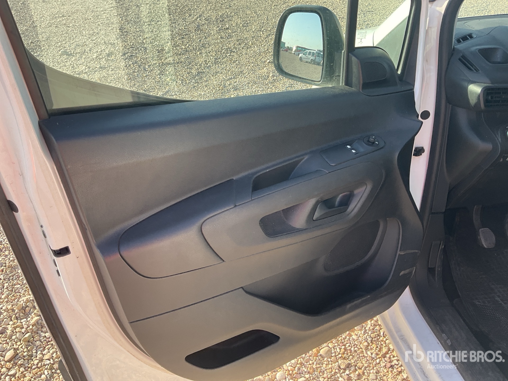 2021 Opel COMBO