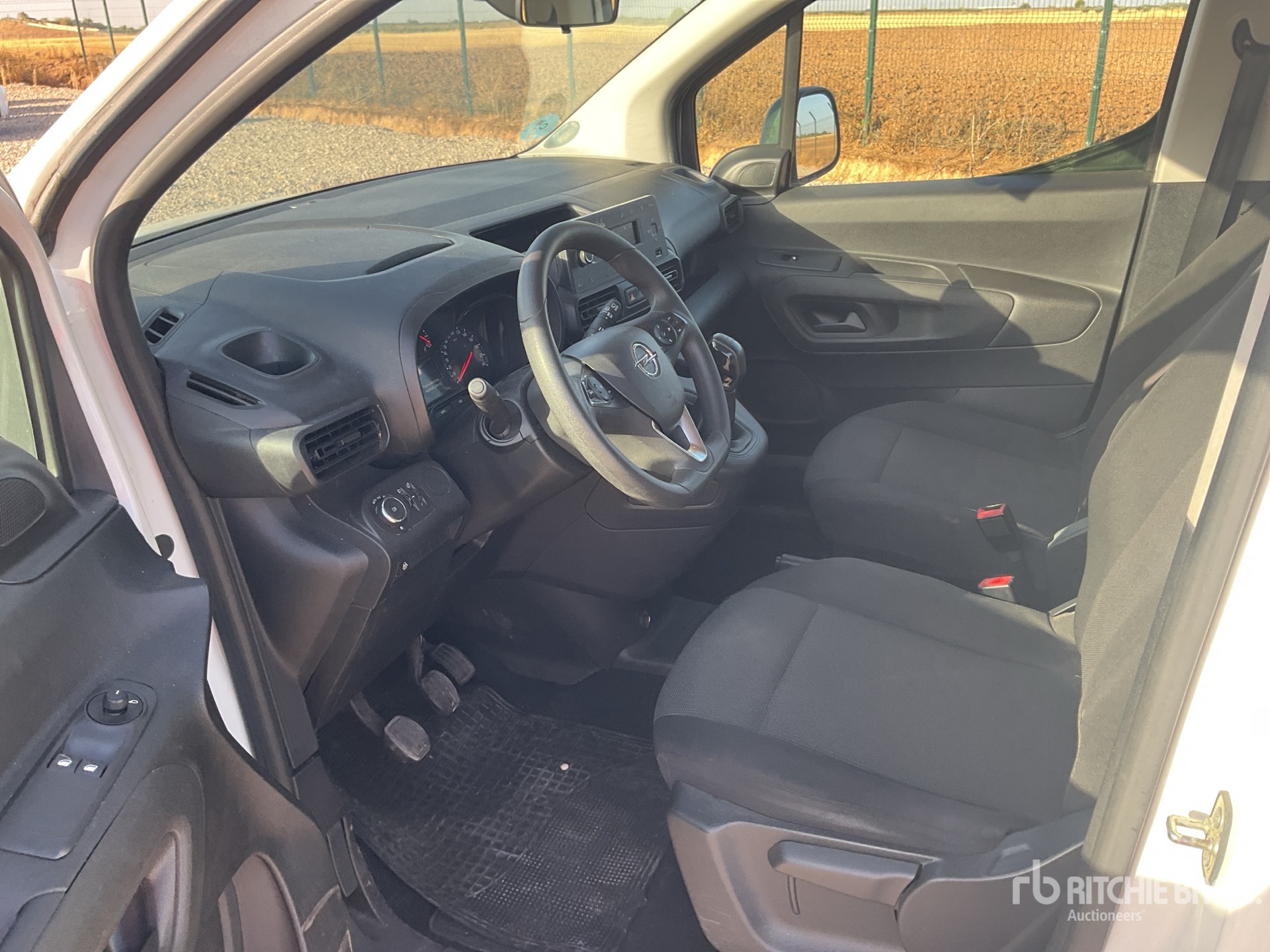 2021 Opel COMBO
