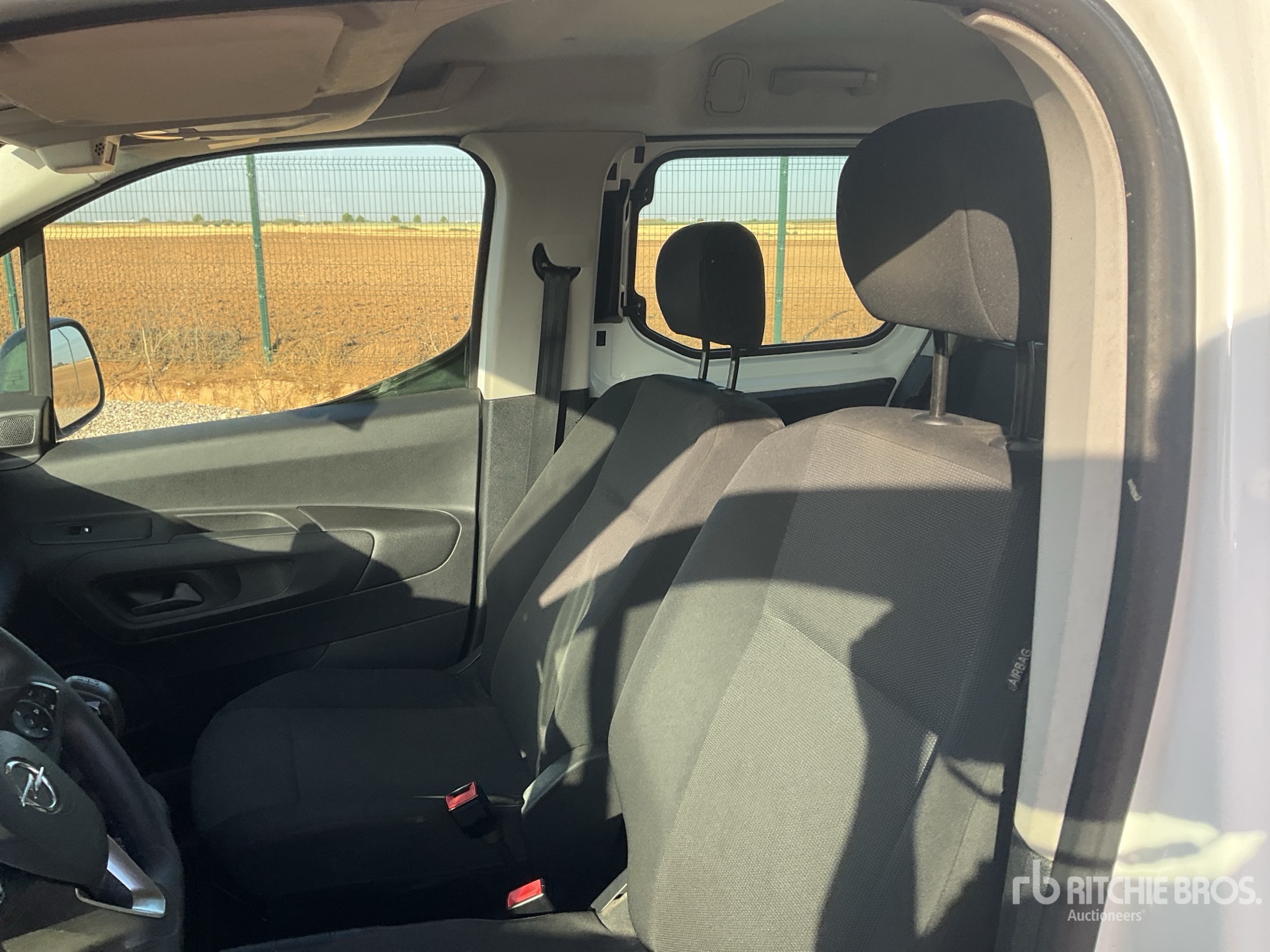 2021 Opel COMBO