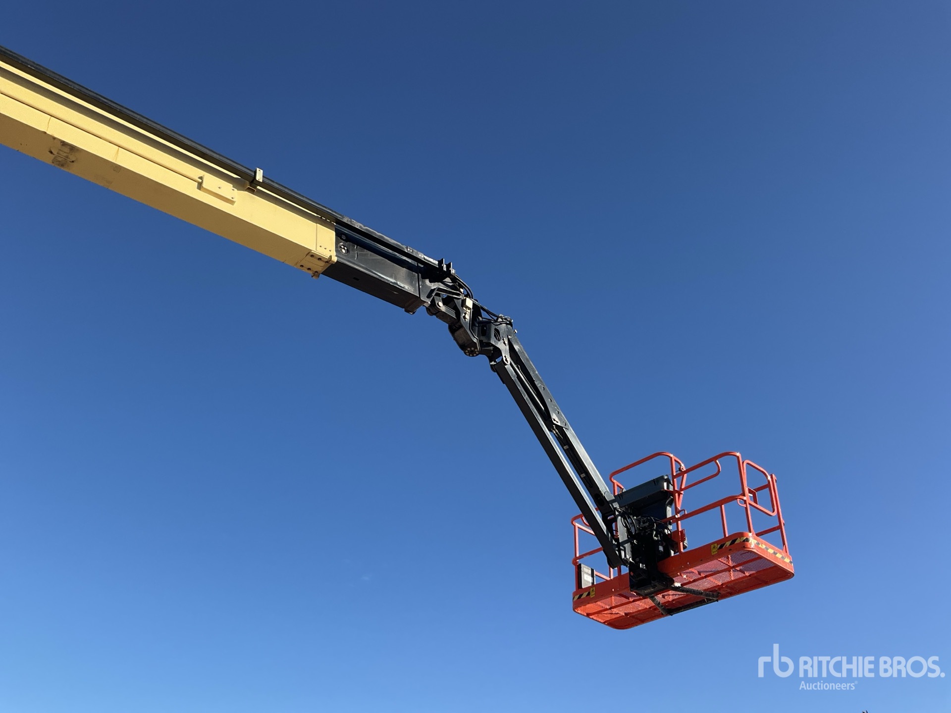 2024 JLG 1250AJP