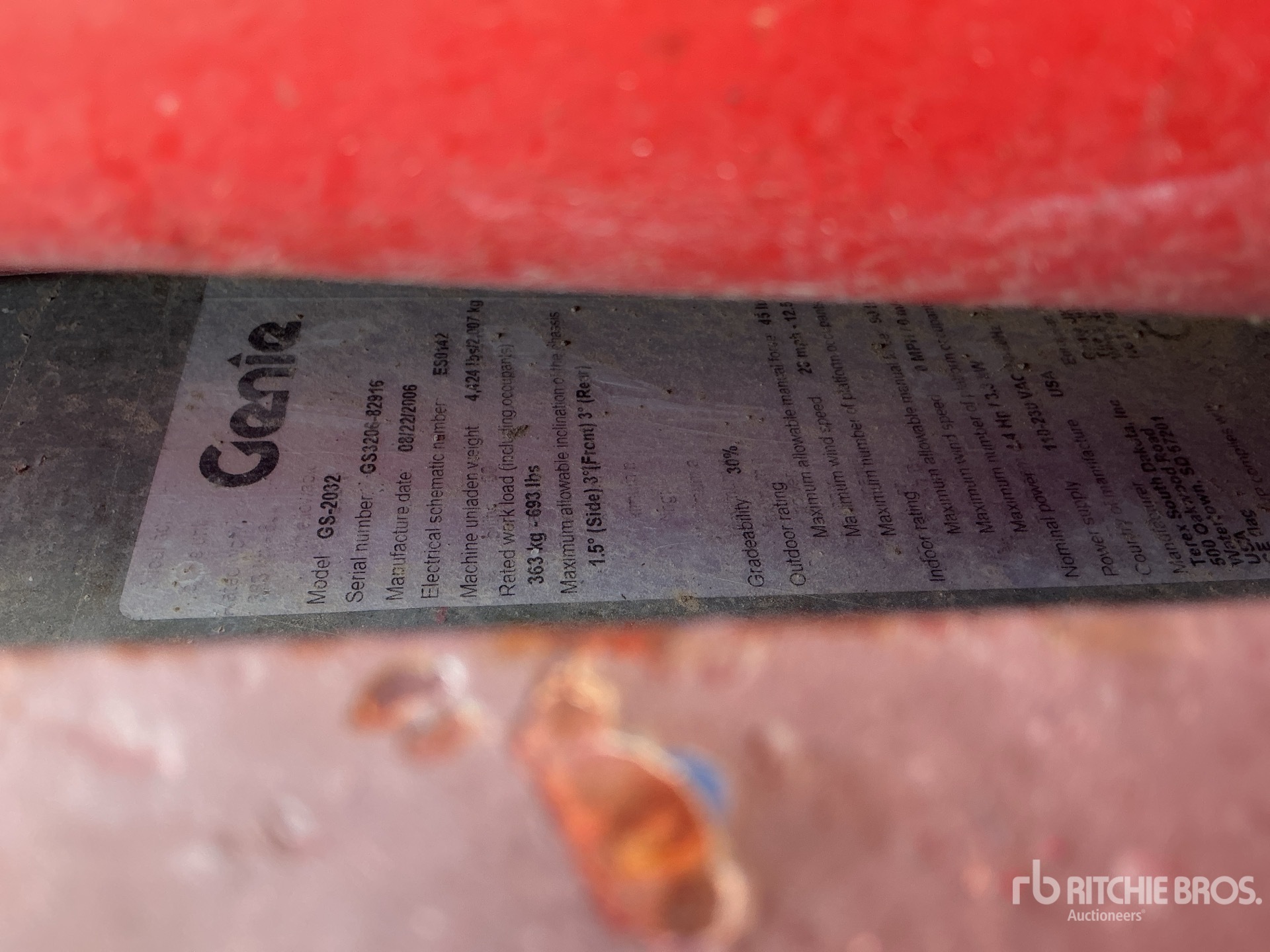 2006 Genie GS2032