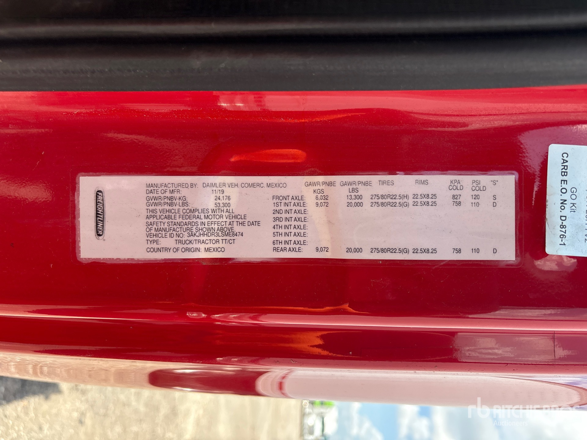 2020 Freightliner CASCADIA 126