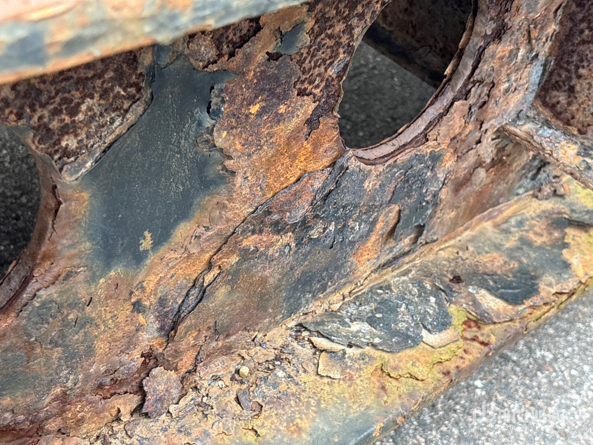 1999 Fontaine Tri/A (Inoperable)