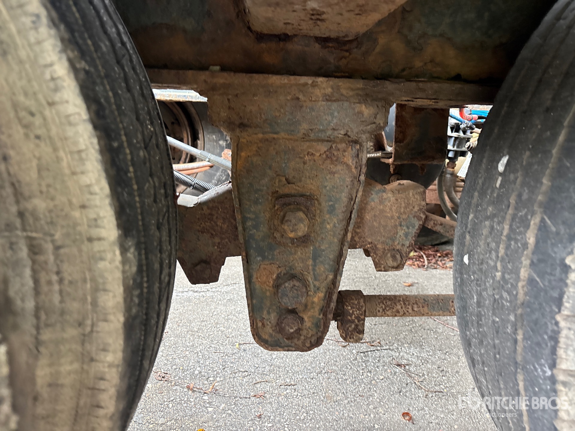 1999 Fontaine Tri/A (Inoperable)