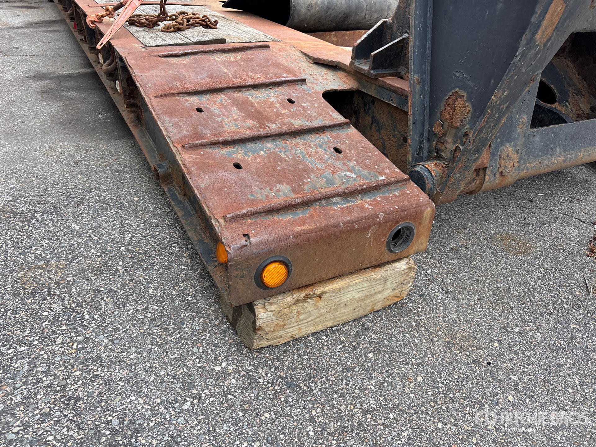 1999 Fontaine Tri/A (Inoperable)