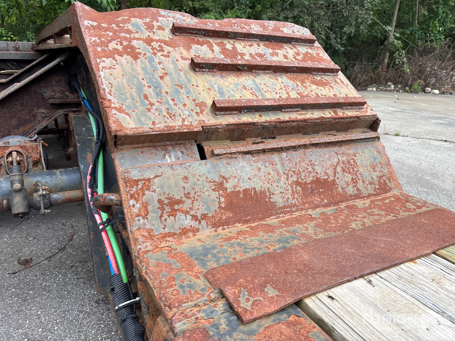 1999 Fontaine Tri/A (Inoperable)