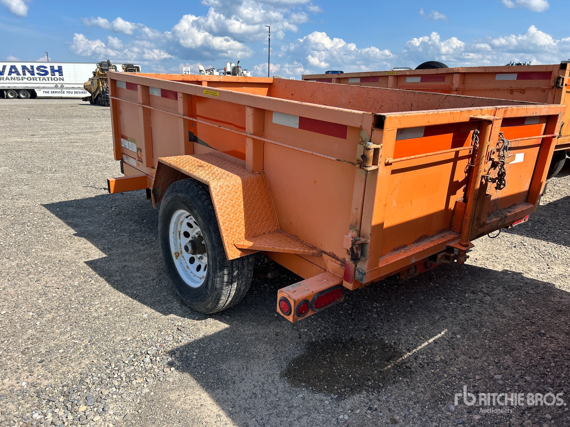General Appearance with Picture, Left Rear Corner
