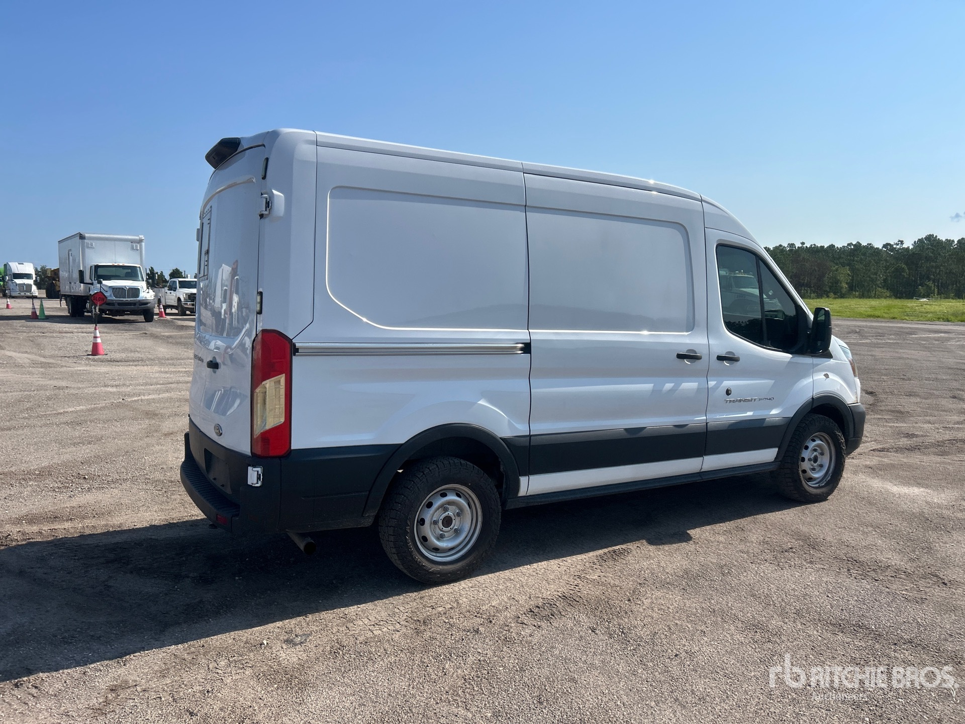 2022 Ford TRANSIT 150