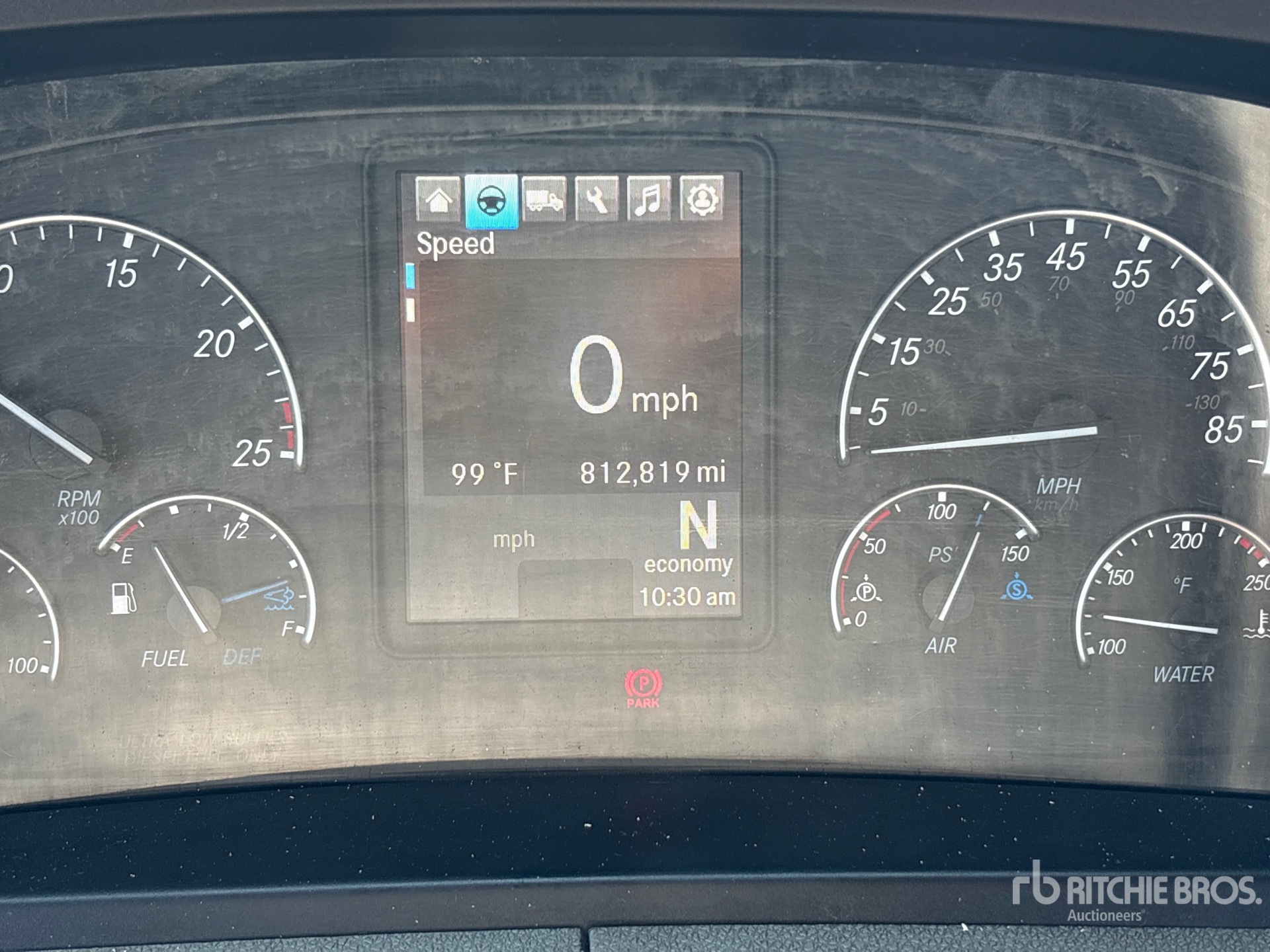 2020 Freightliner CASCADIA 116