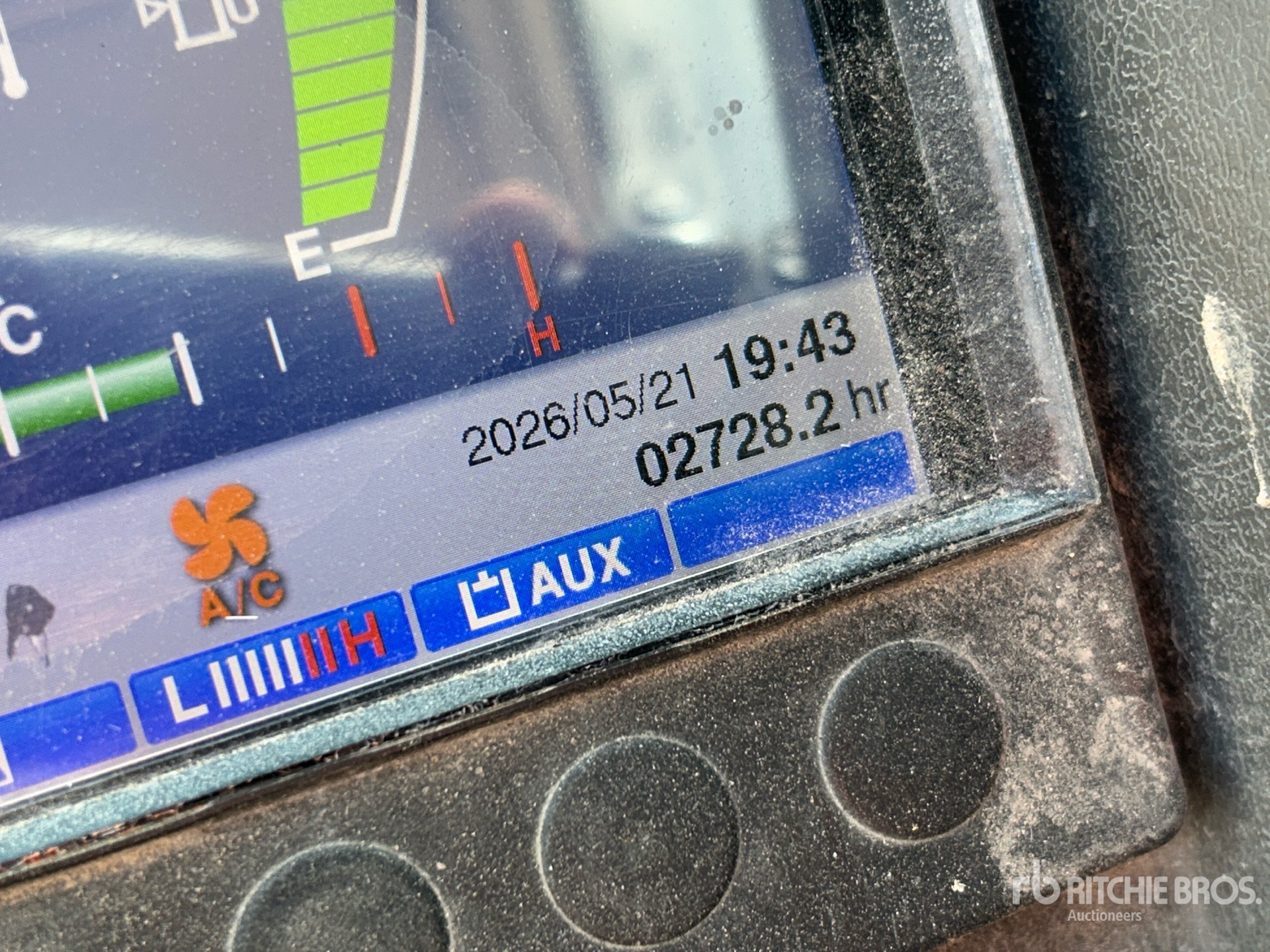 General Appearance with Hour Meter / Odometer