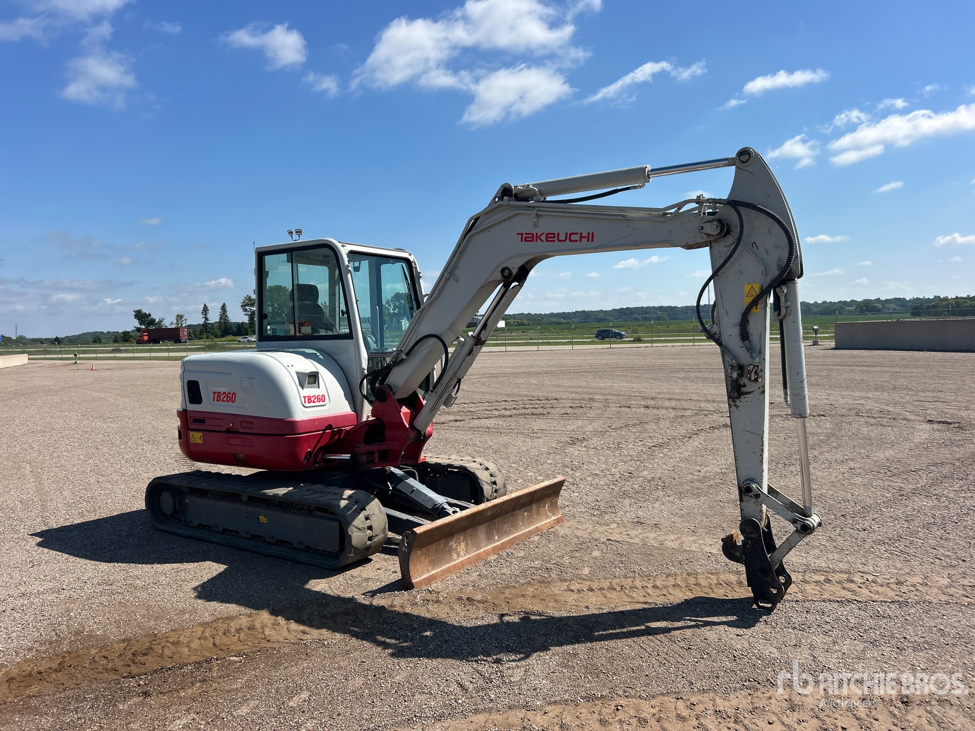 2020 Takeuchi TB260