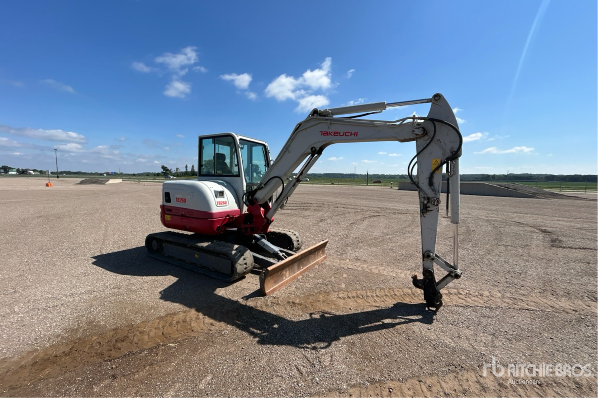 2020 Takeuchi TB260