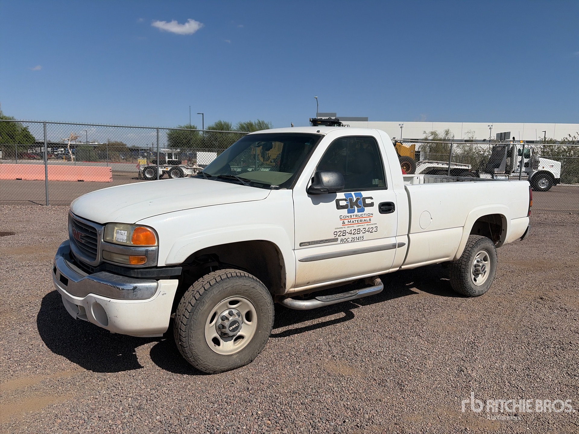 Photo of 2006 GMC SIERRA 2500HD
