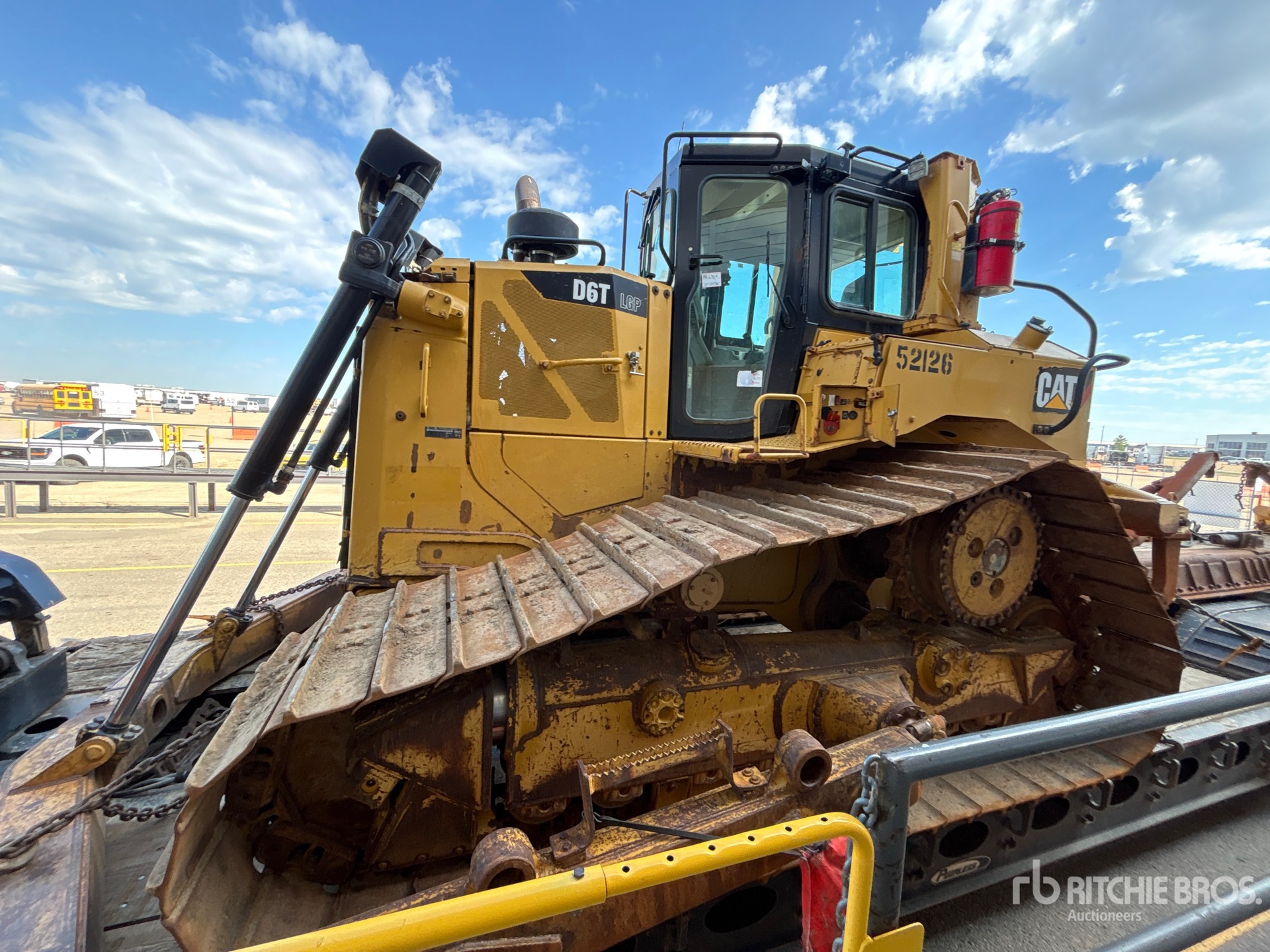 2013 Caterpillar D6T LGP