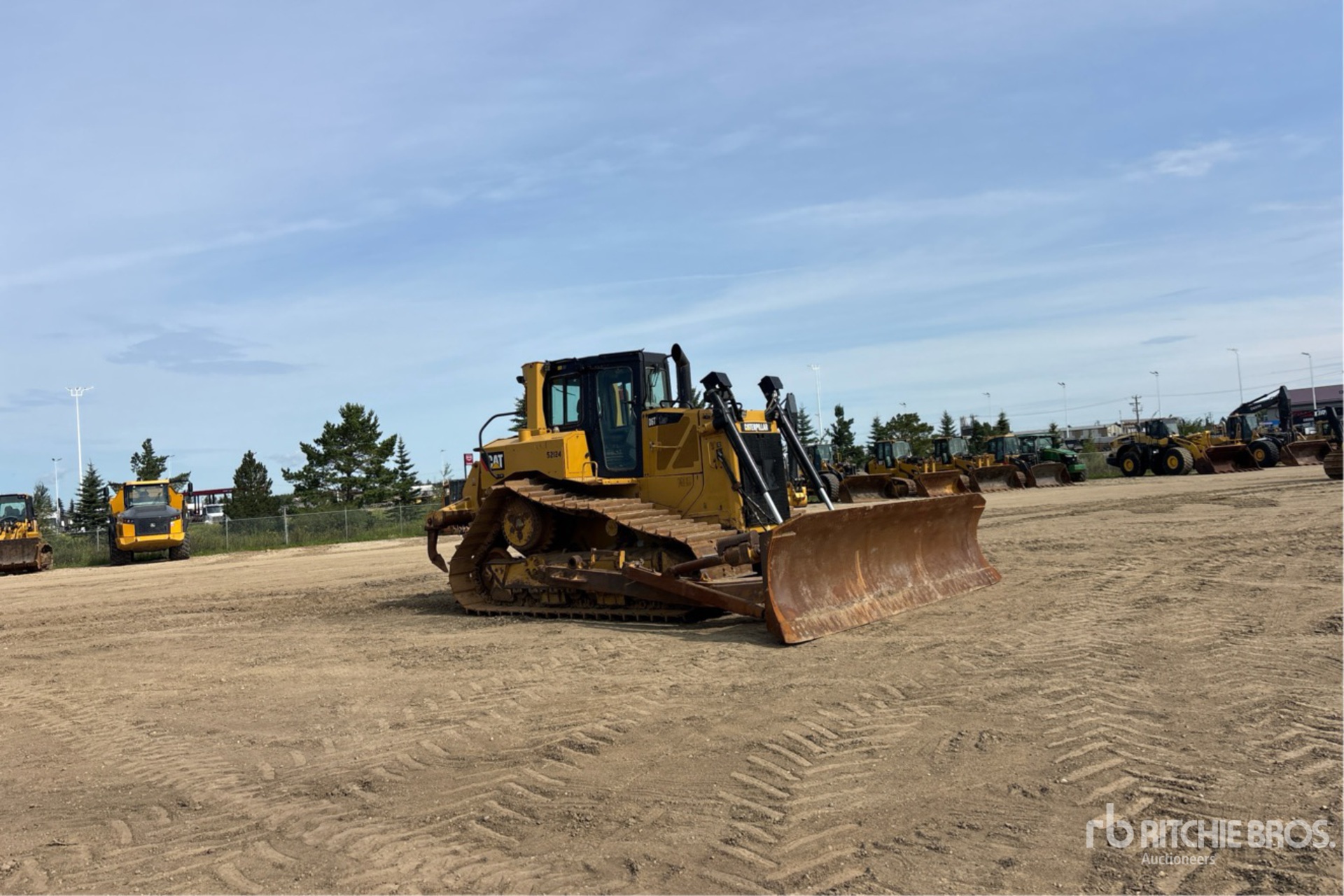 2013 Caterpillar D6T LGP