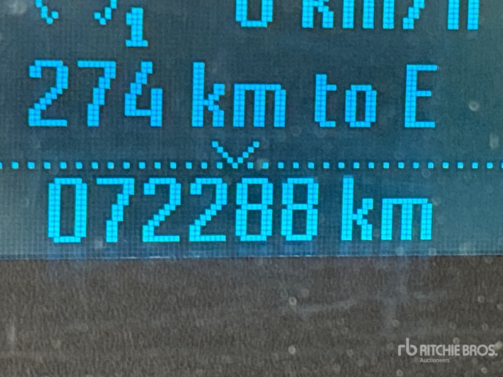 General Appearance with Hour Meter / Odometer