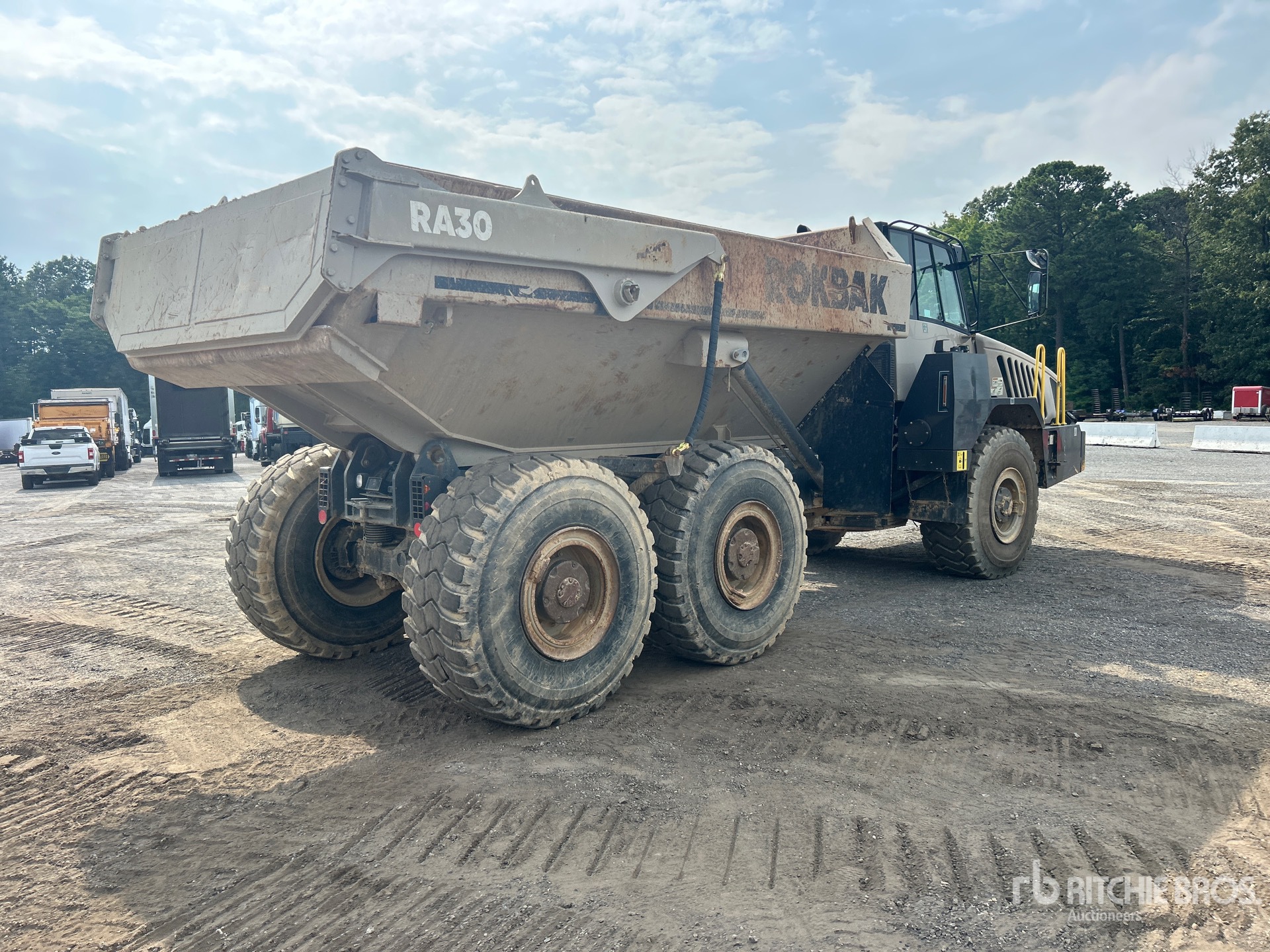 General Appearance with Picture, Right Rear Corner