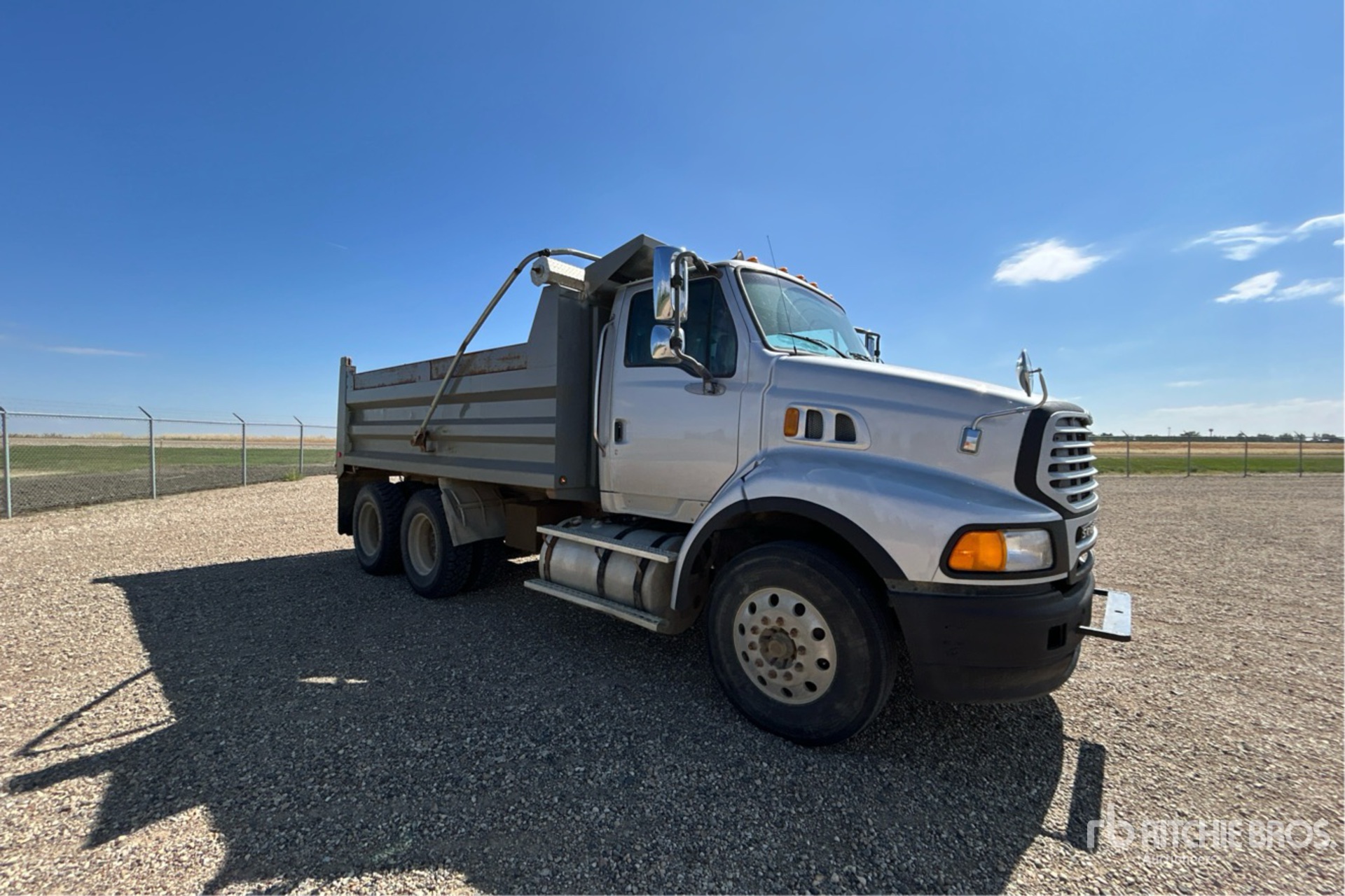 2007 Sterling 6X4