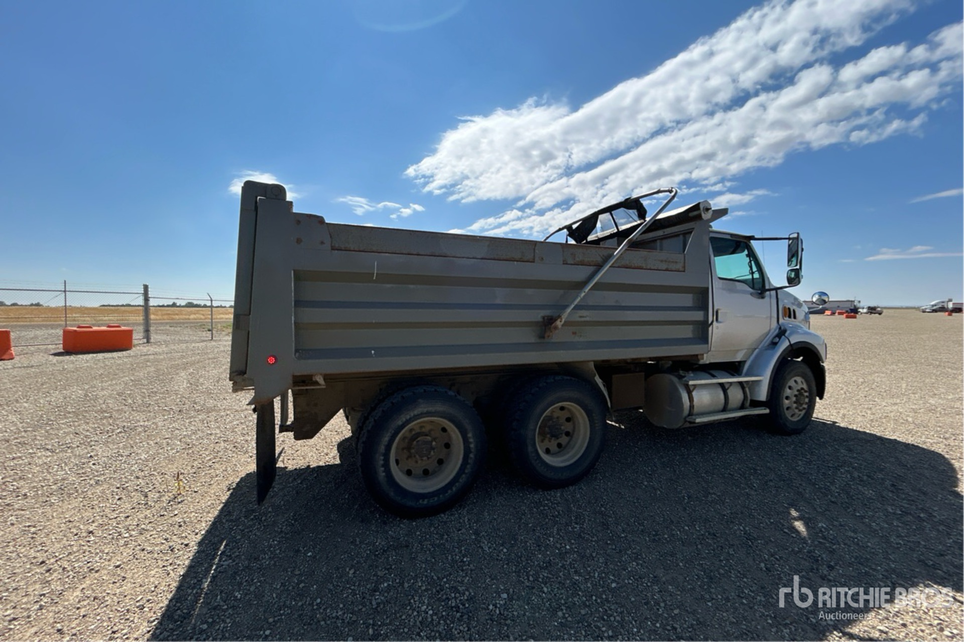 2007 Sterling 6X4