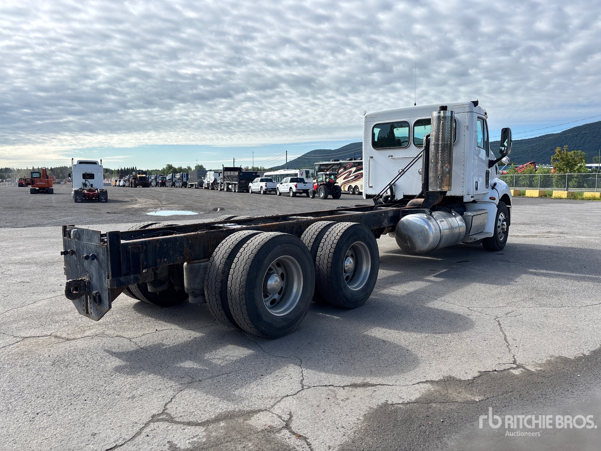 2010 Peterbilt 387