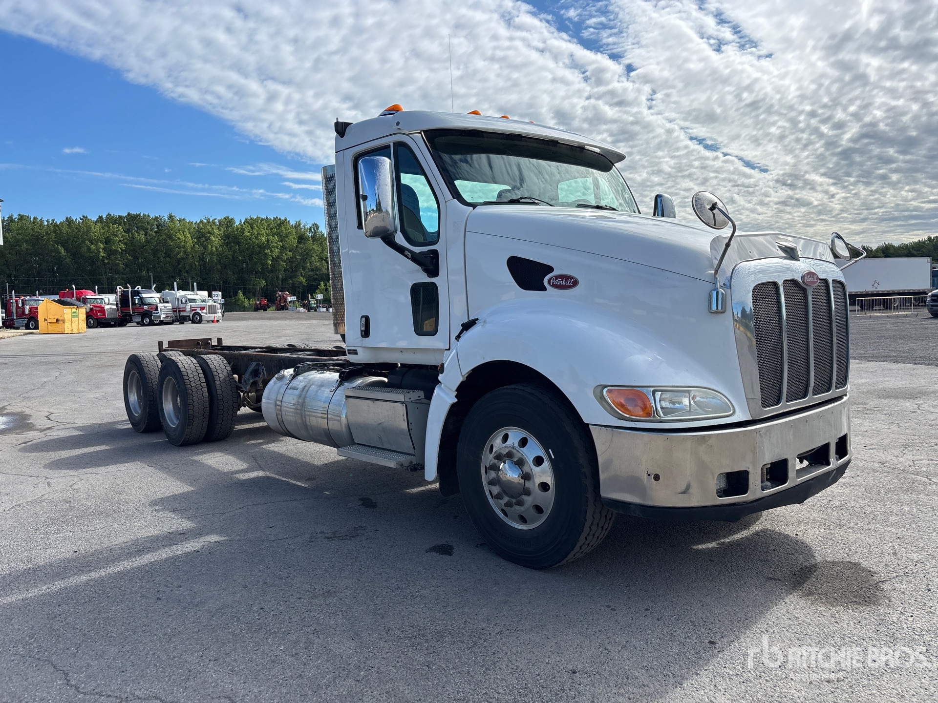 2010 Peterbilt 387