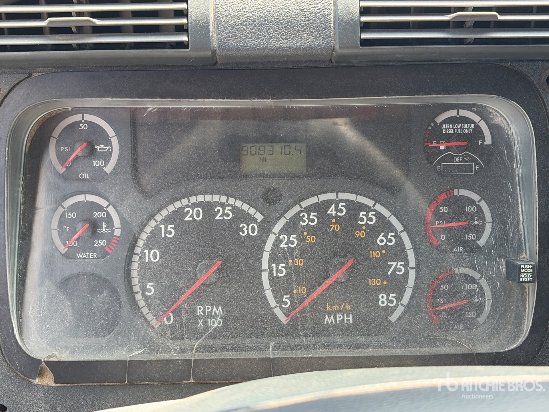 2015 Freightliner CASCADIA 125