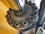 Hydraulics with Bucket Tilt Cylinders