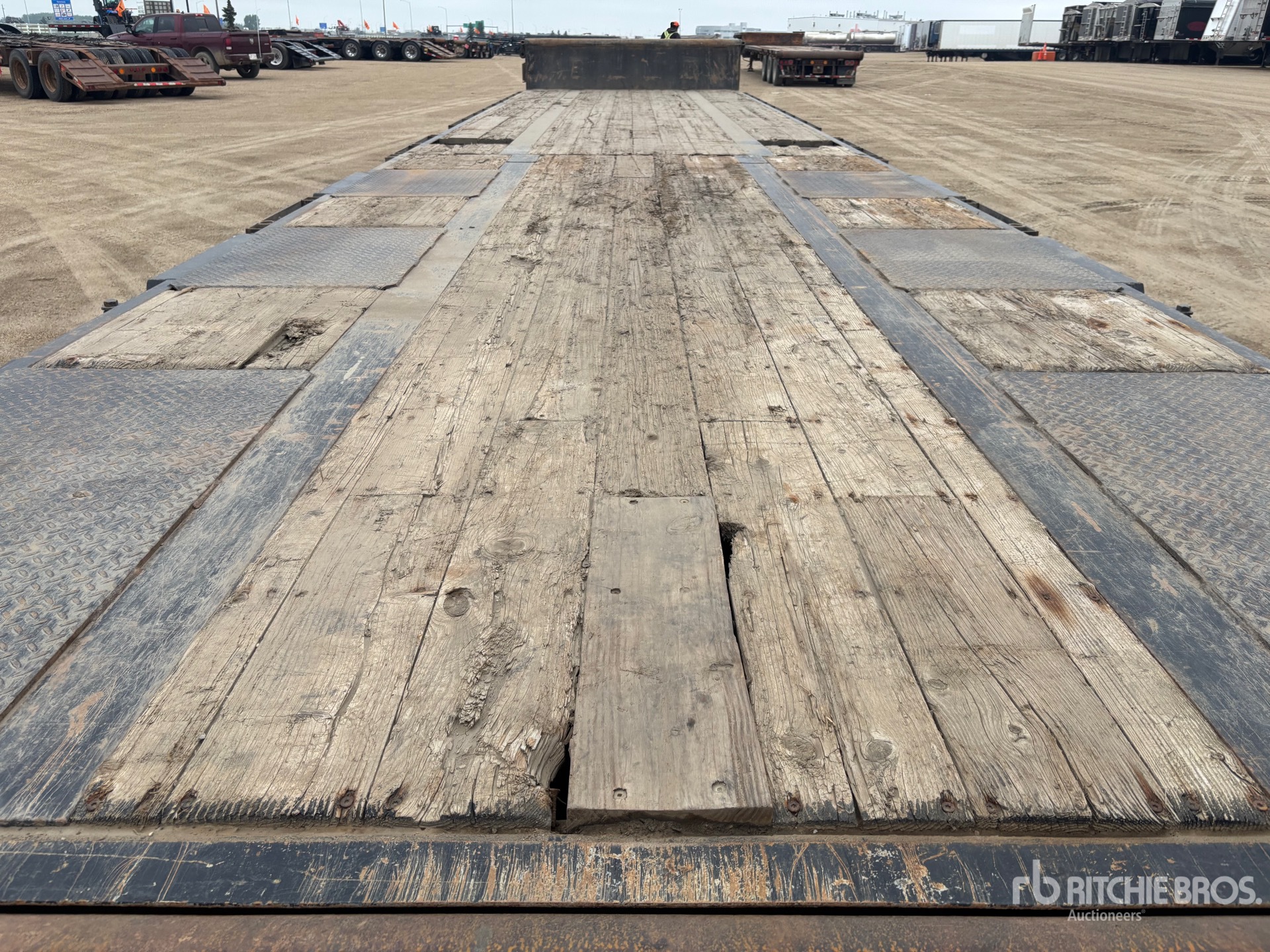 2015 Manac 50 ft Tri/A 50 ft Extendable