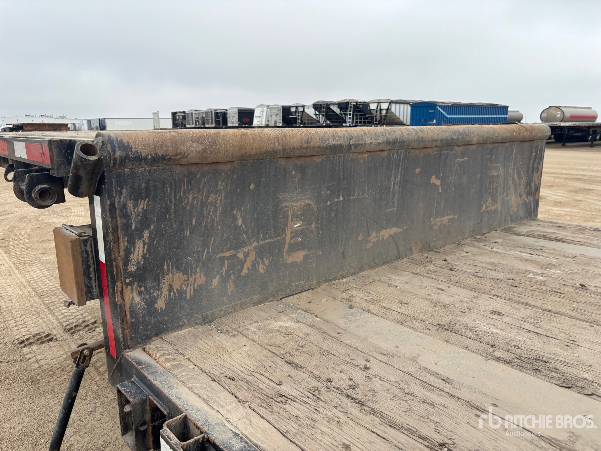 2015 Manac 50 ft Tri/A 50 ft Extendable