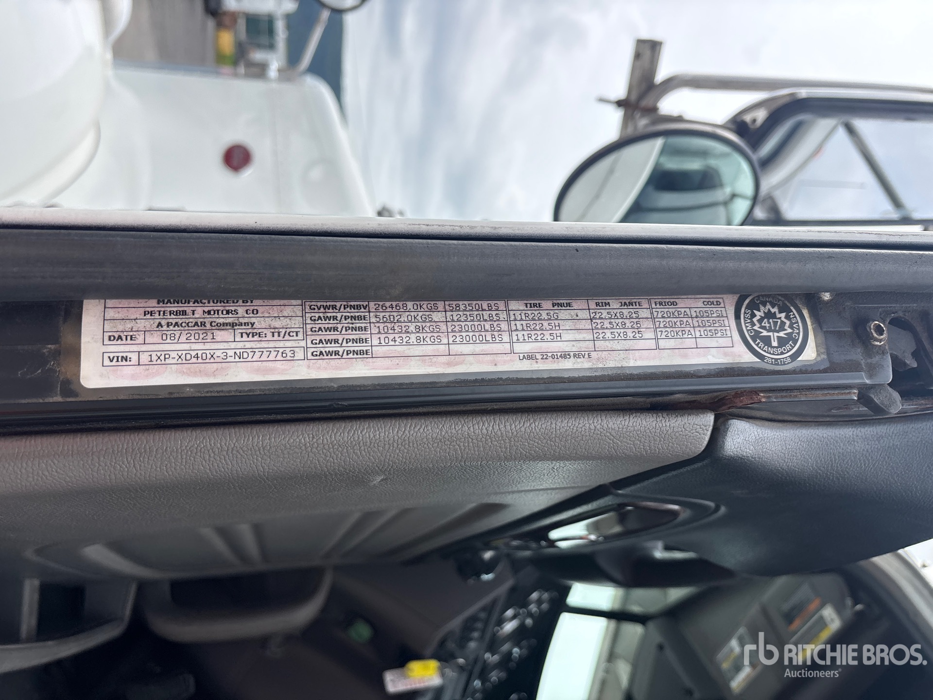 2022 Peterbilt 389