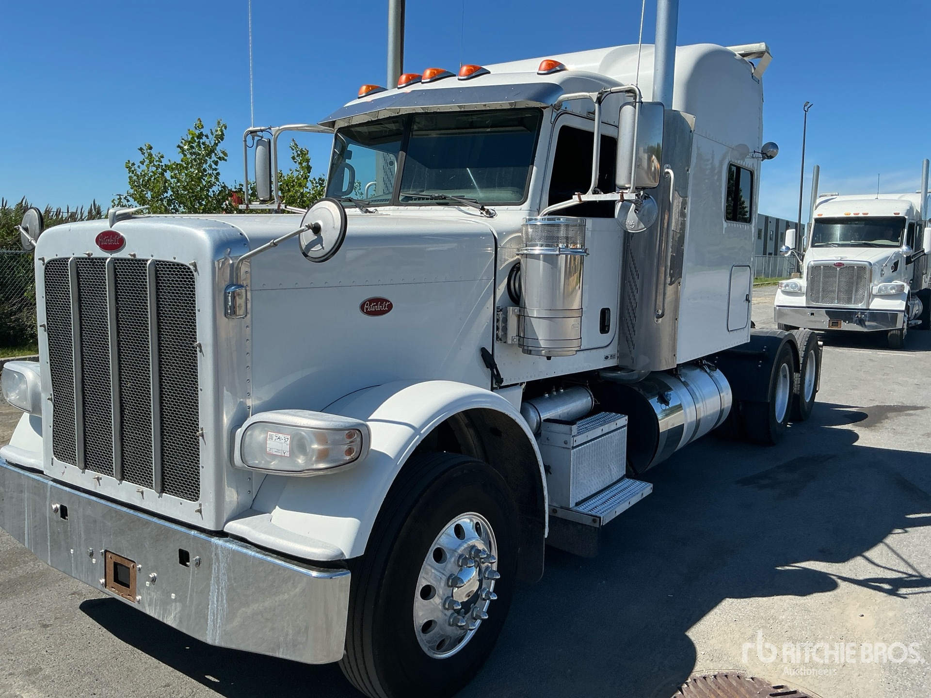 2022 Peterbilt 389
