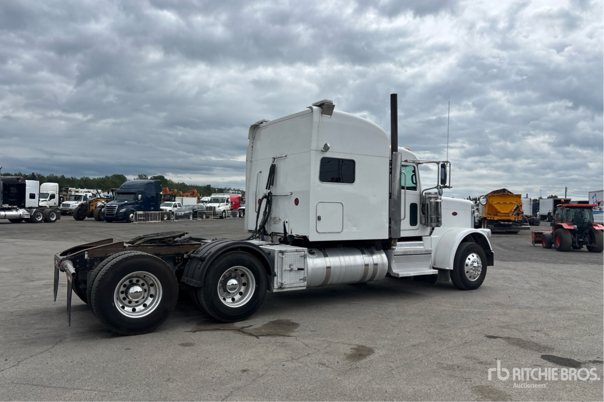 2022 Peterbilt 389