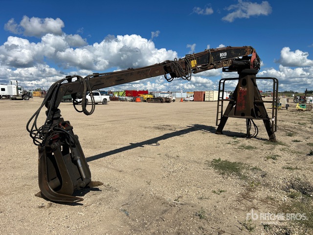 Hood & Slasher Equipment 7000 Log Loader