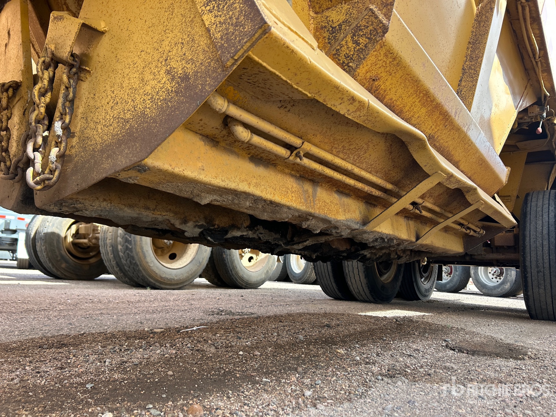 1976 Fruehauf DESM2M22