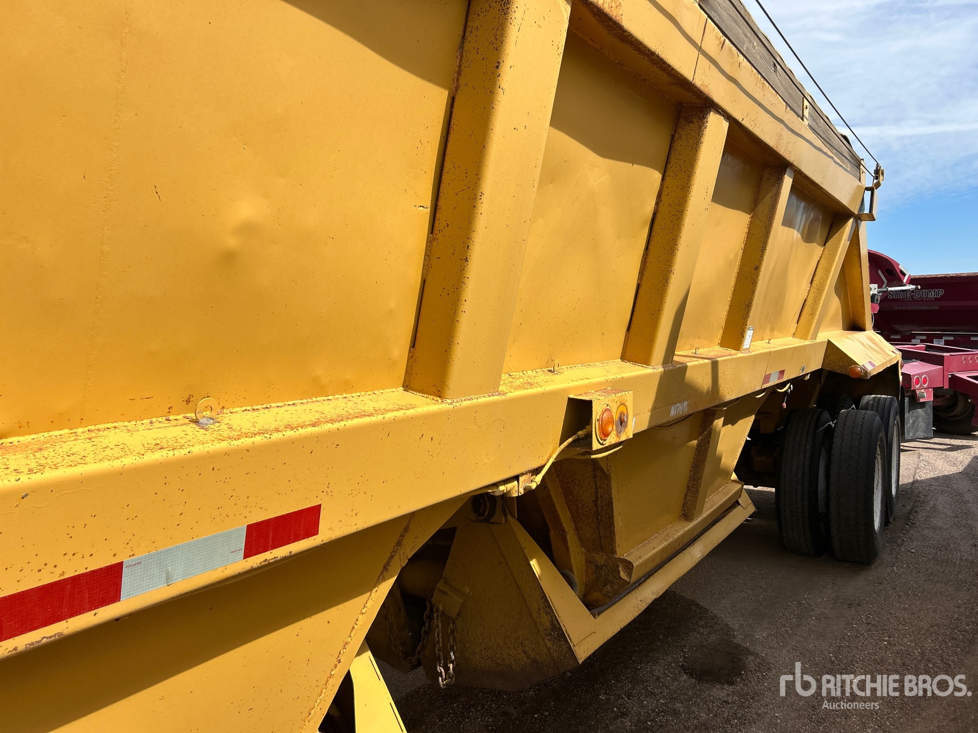 1976 Fruehauf DESM2M22