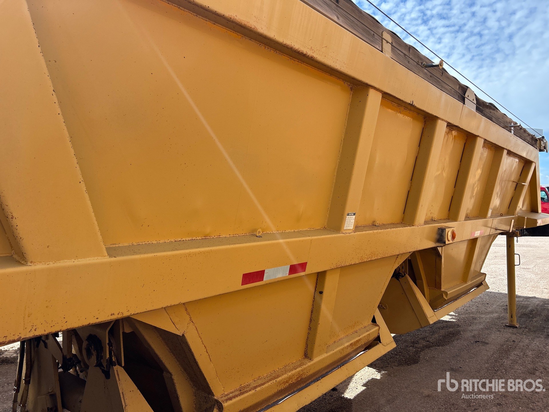 1976 Fruehauf DESM2M22