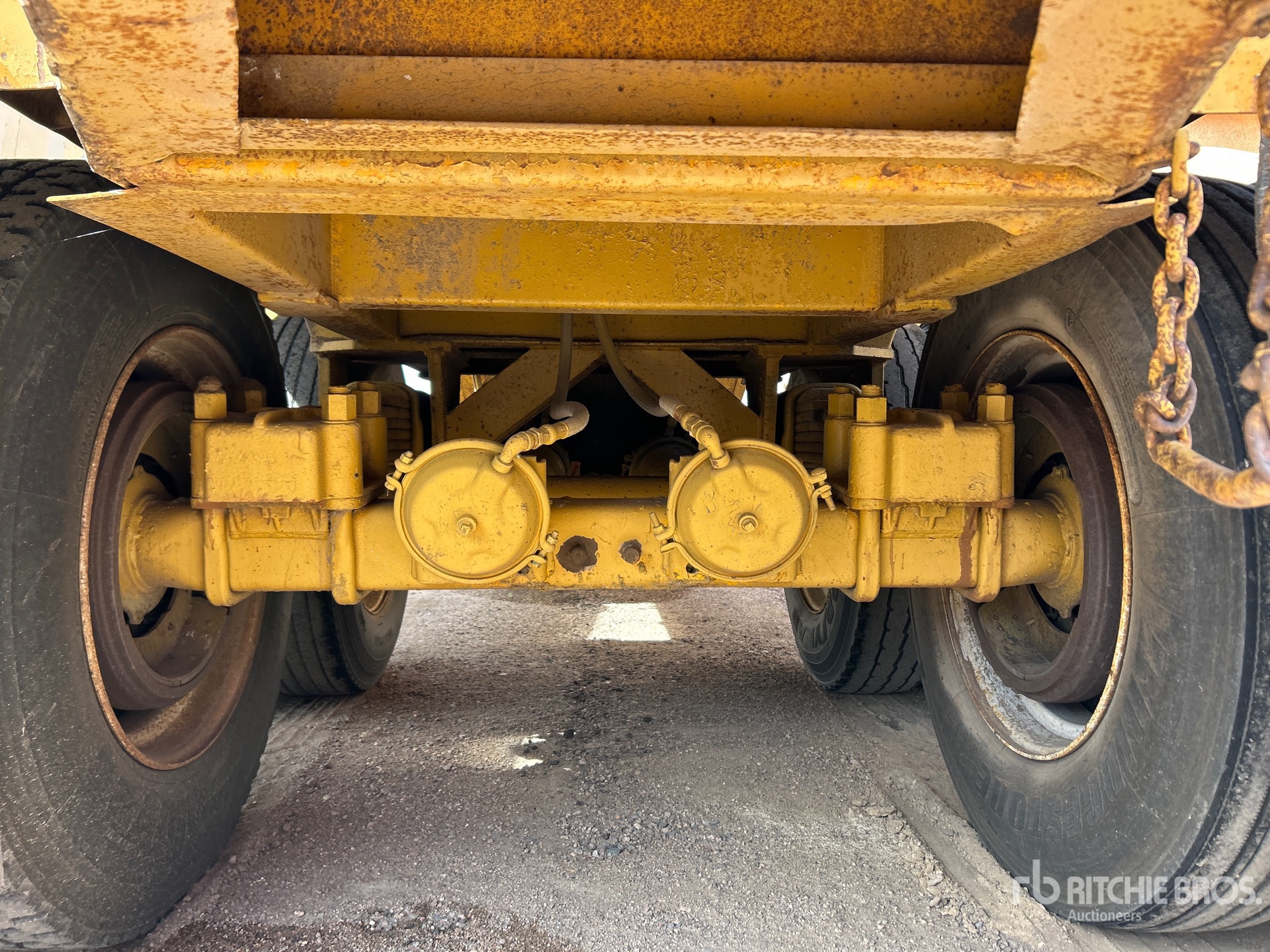 1976 Fruehauf DESM2M22