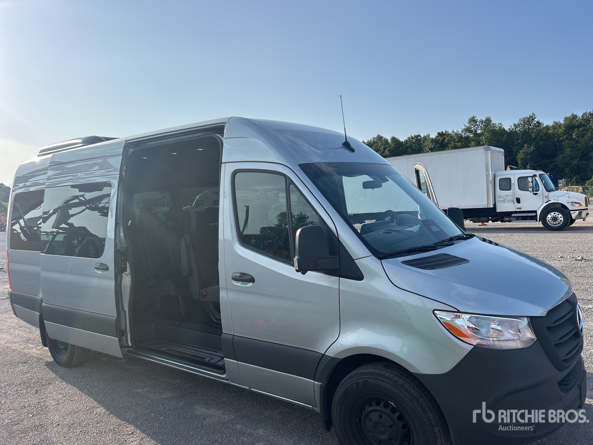 2025 Mercedes-Benz SPRINTER