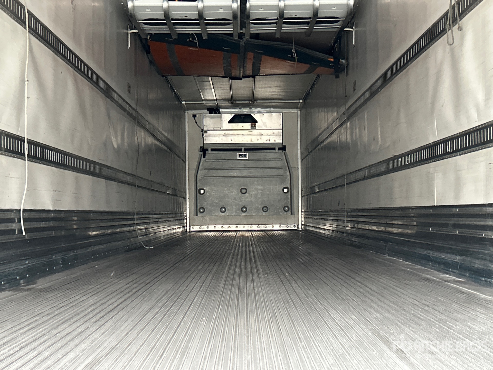 2016 Great Dane ESS-1119-32053