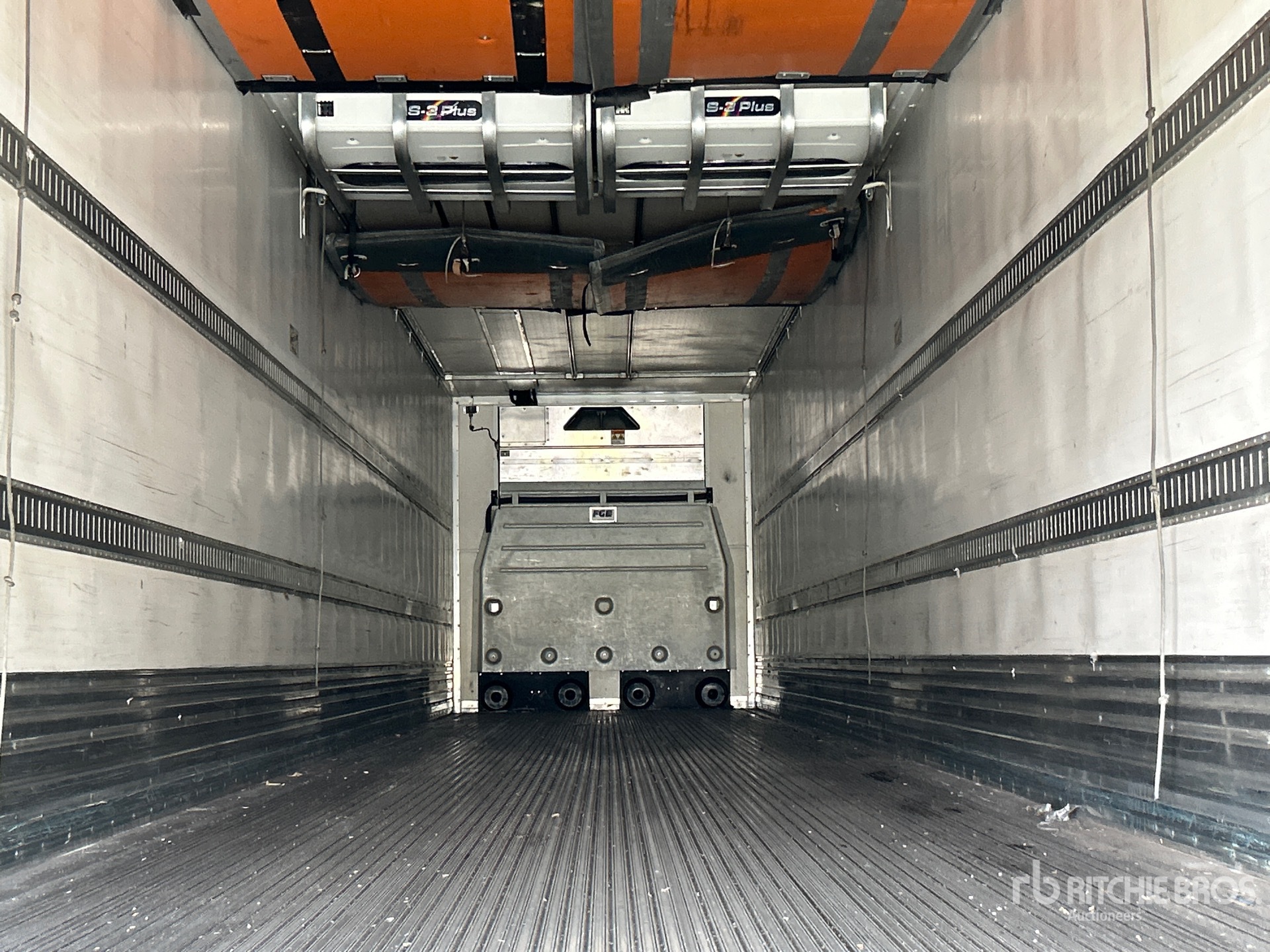 2016 Great Dane ESS-1119-32053