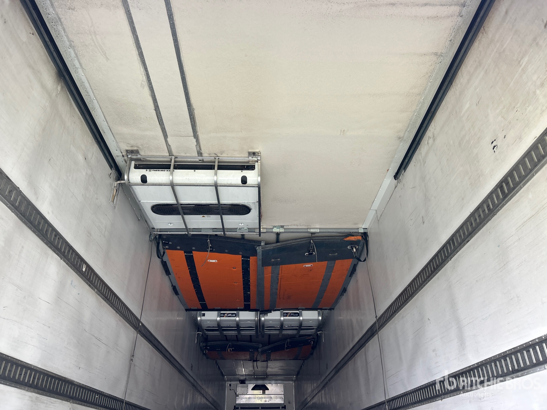 2016 Great Dane ESS-1119-32053