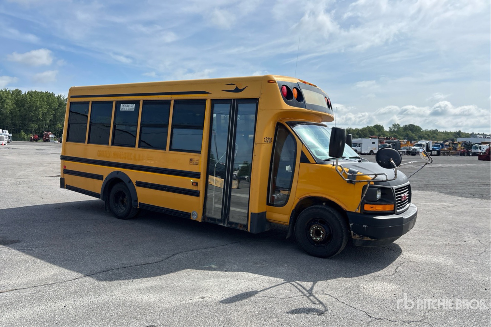 2012 GMC SAVANA G4500