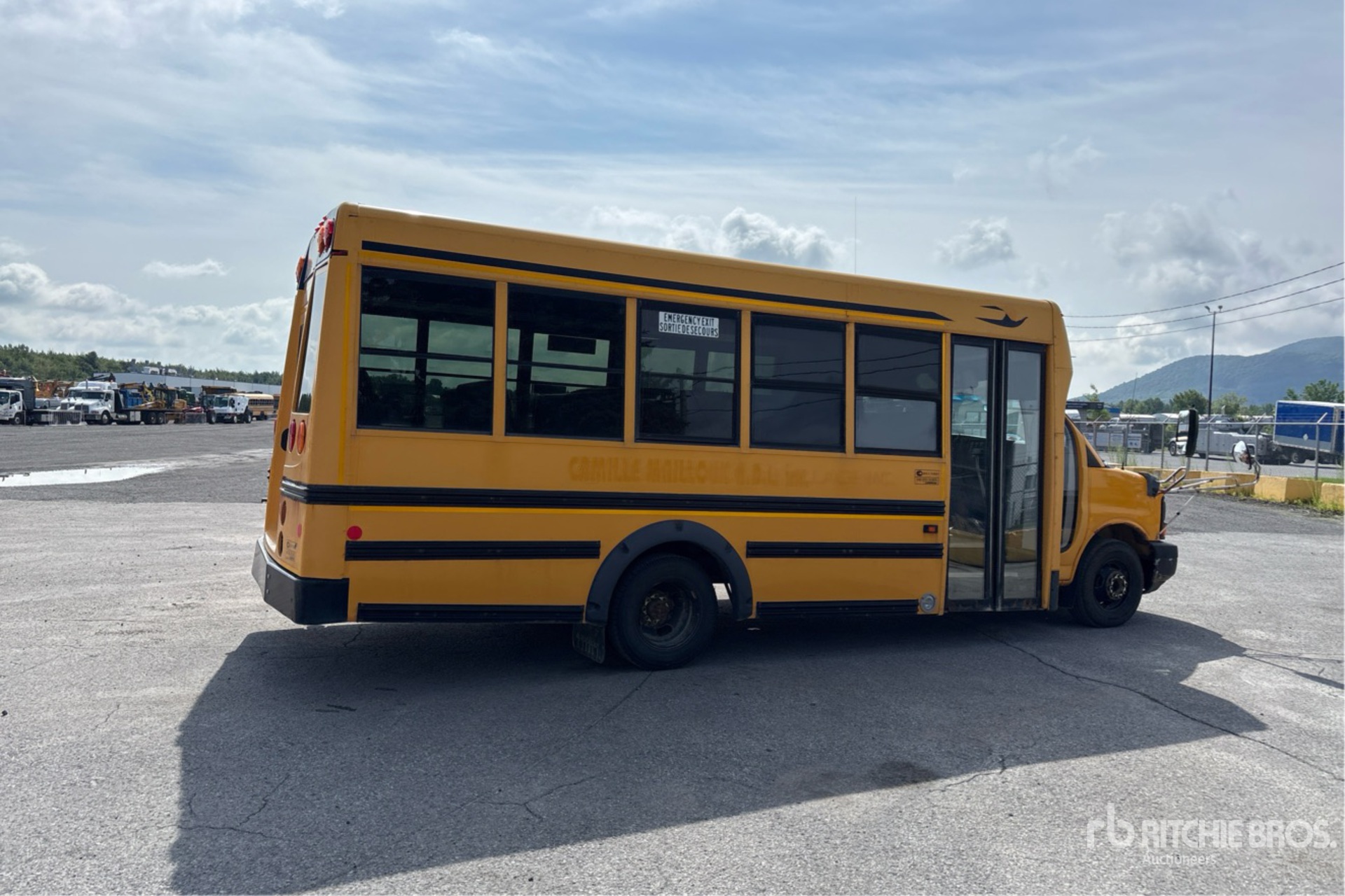 2012 GMC SAVANA G4500
