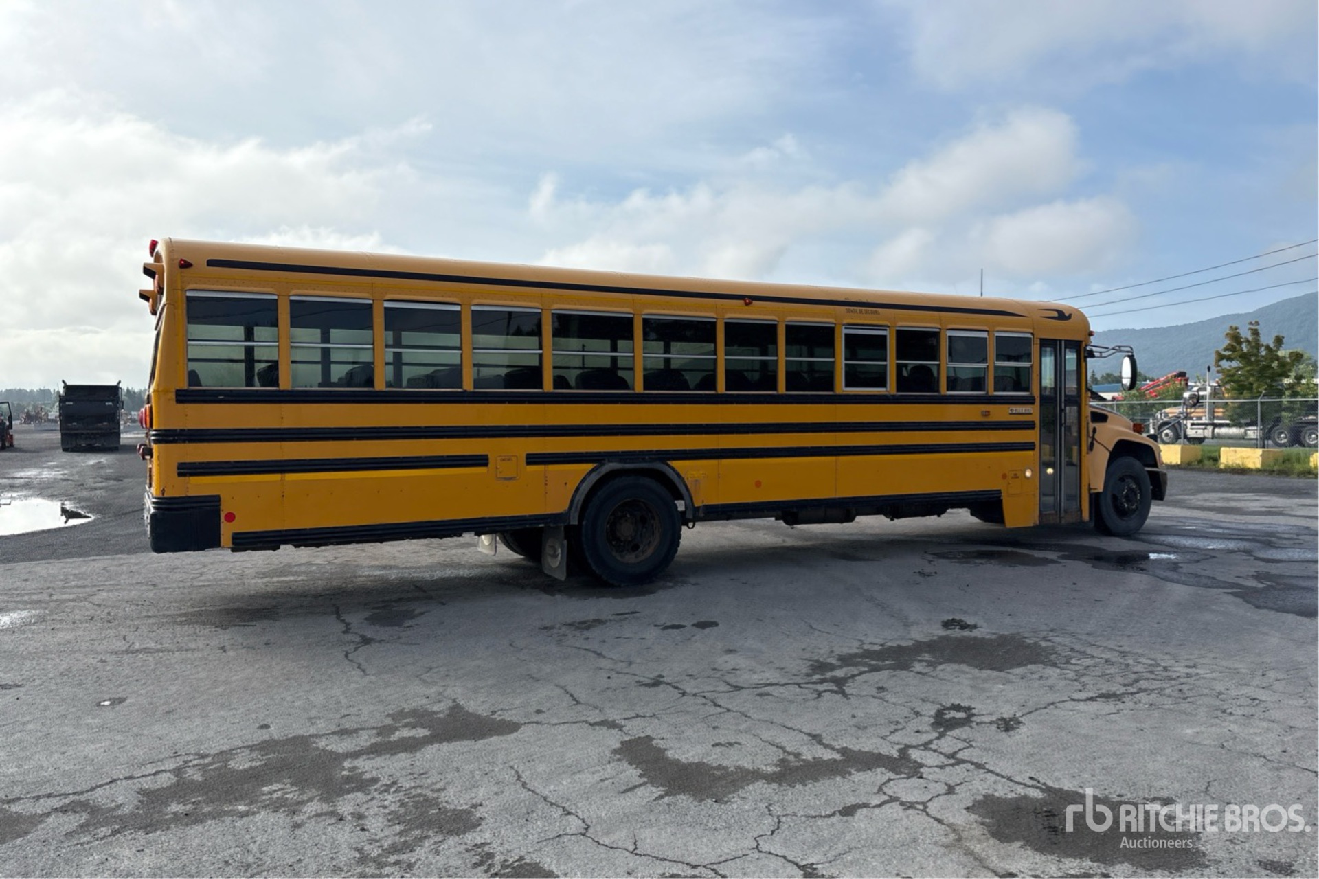 2012 Bluebird 4x2 50-Seat School