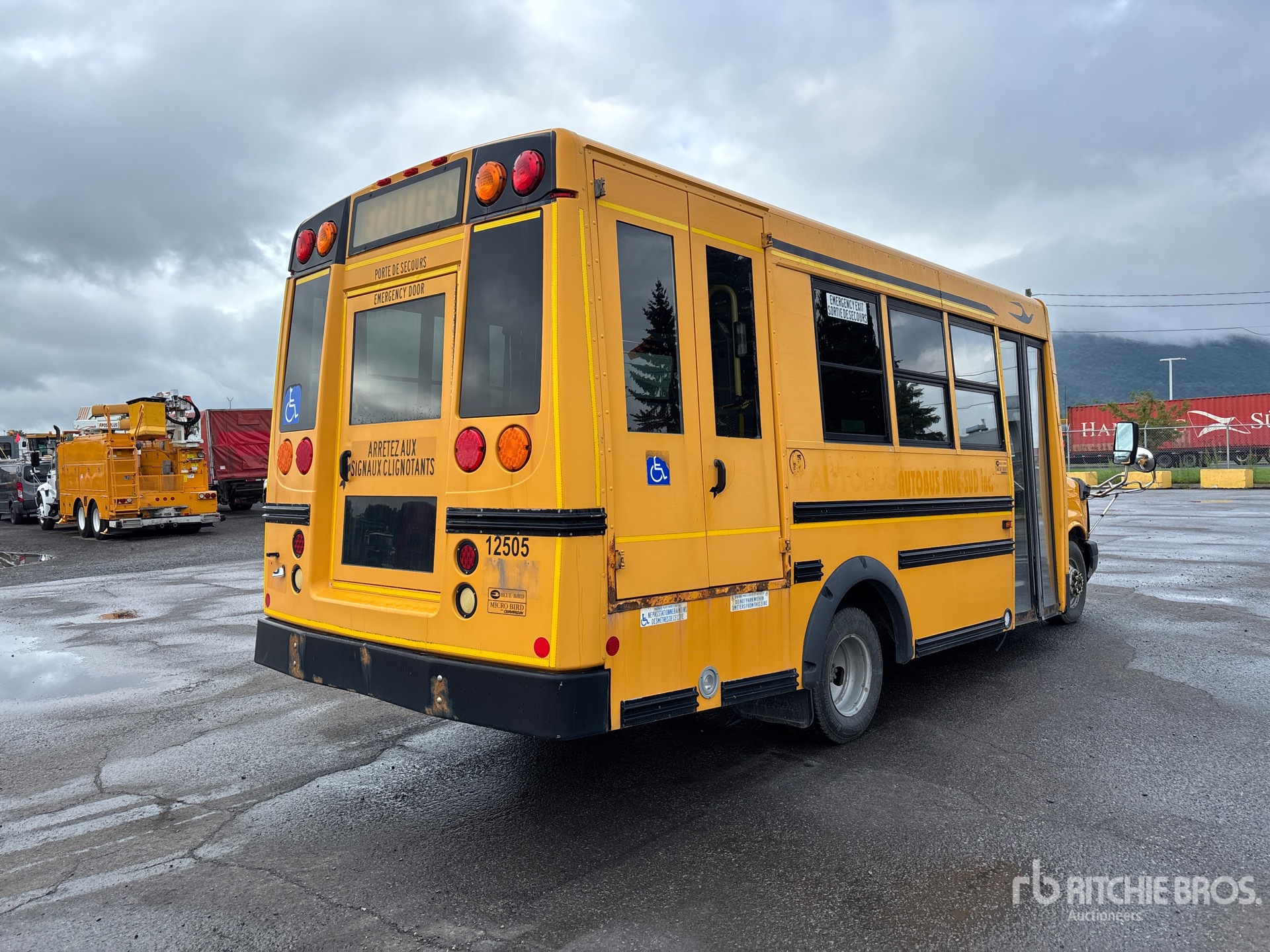 2012 GMC SAVANA G4500
