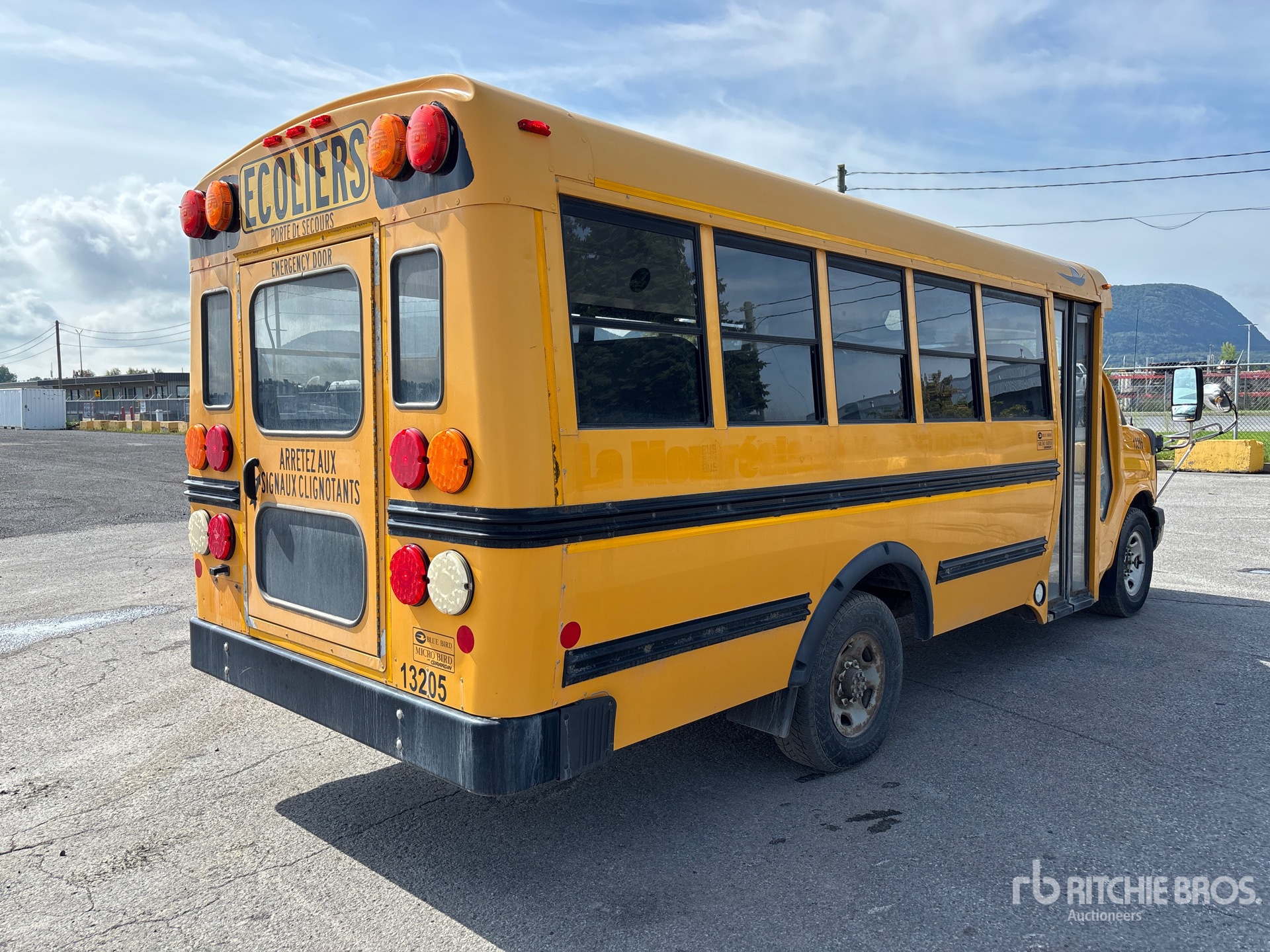2013 GMC Savana G3500